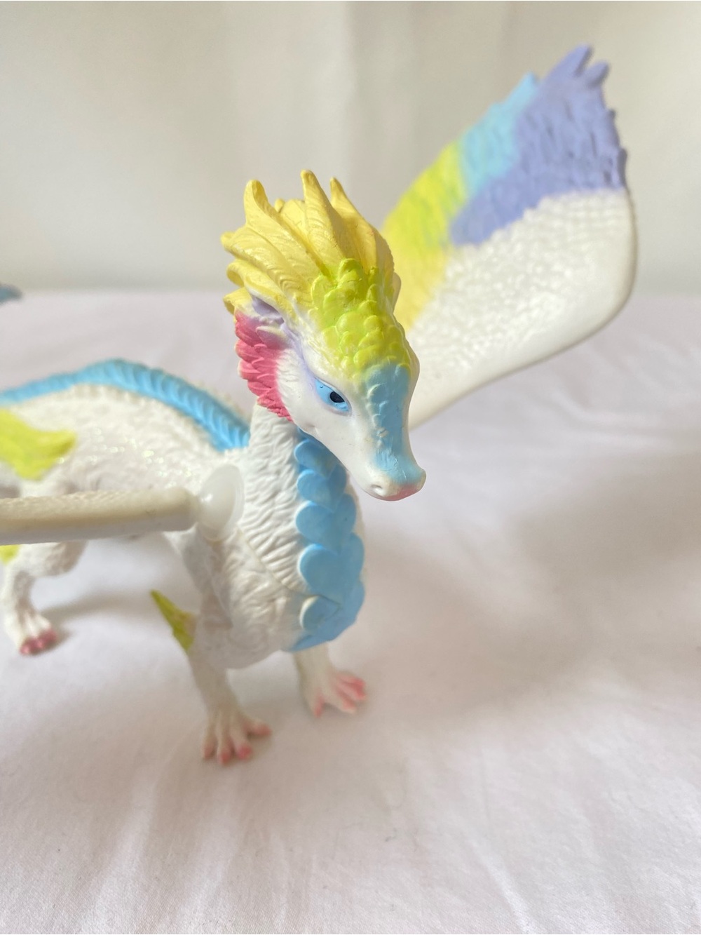 Schleich Bayala Rainbow Dragon (70728) Fantasy Mythical Ethereal Toy Collectible - Picture 2 of 11